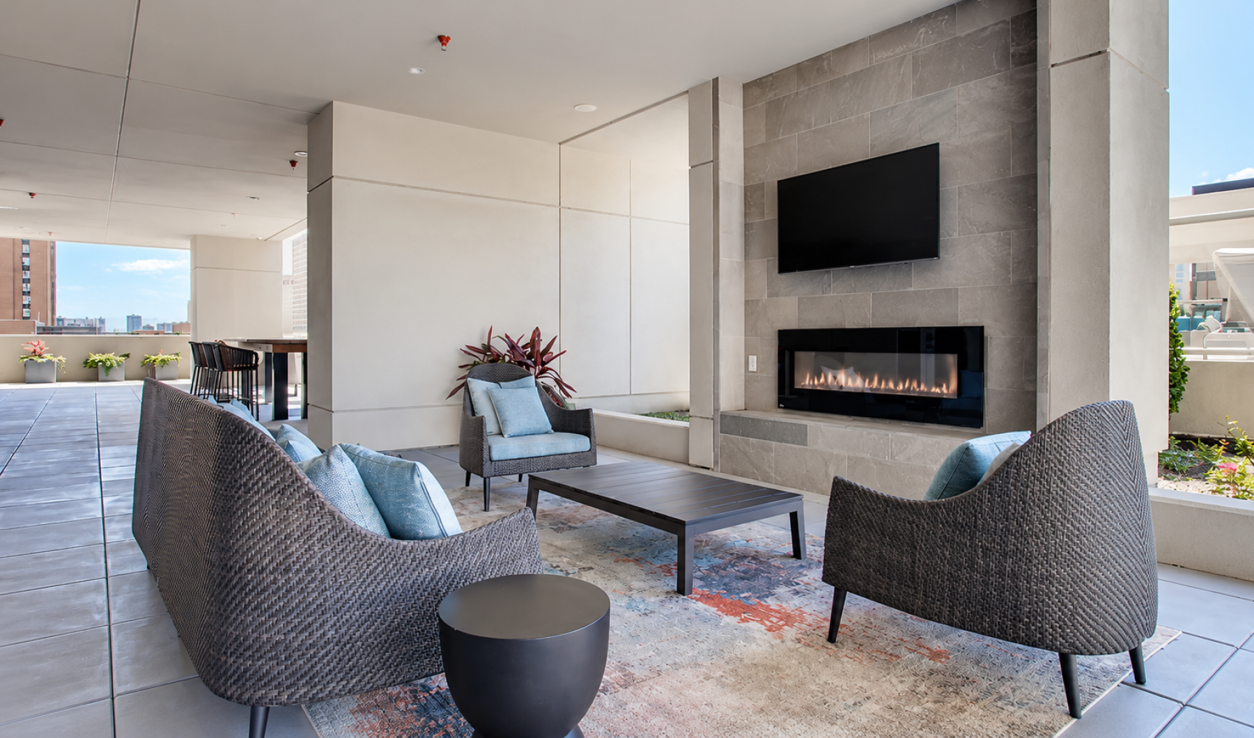 B5 | Available studio, one, and two bedroom apartments in Houston
